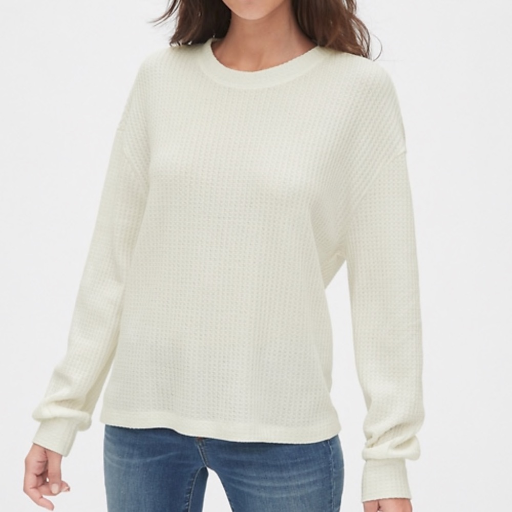 Gap cute cozy white long sleeve sweater size L